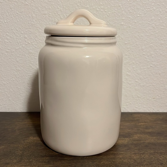 2 Rae Dunn Holiday canisters - Picture 5 of 7